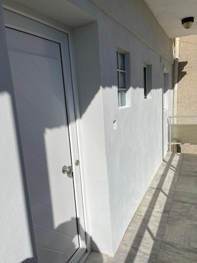 Adrianos House By The Sea Nea Iraklitsa Exterior foto